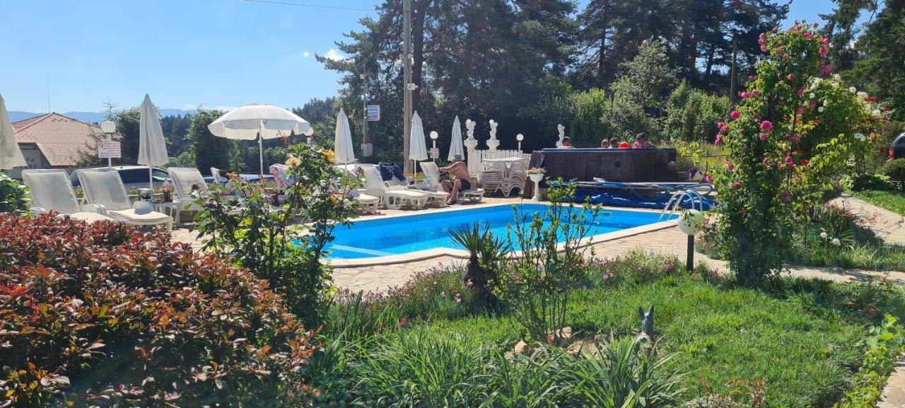 Vila Kalvachevi Tsigov Chark Bagian luar foto